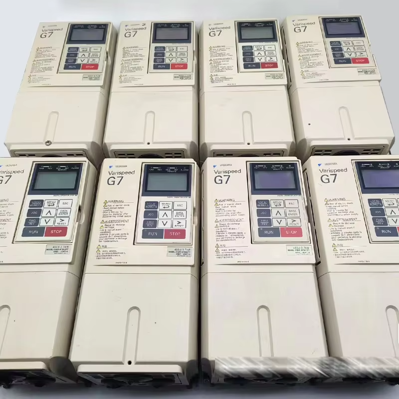 VTSP380 고품질 엘리베이터 부품 AC Yaskawa L1000A 주파수 인버터